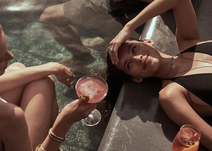 Hotel Kivotos Santorini - Preferred &